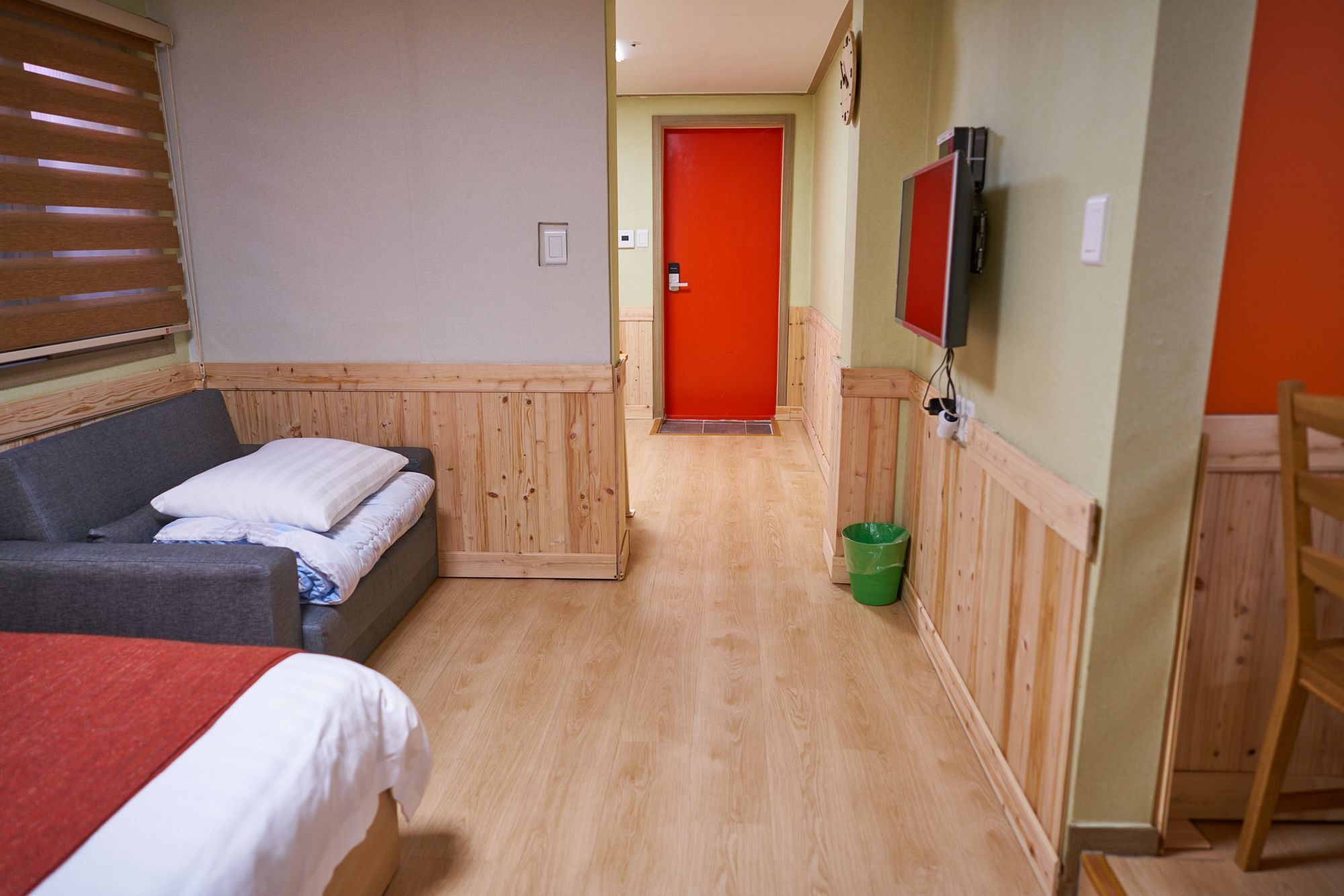 R Hotel