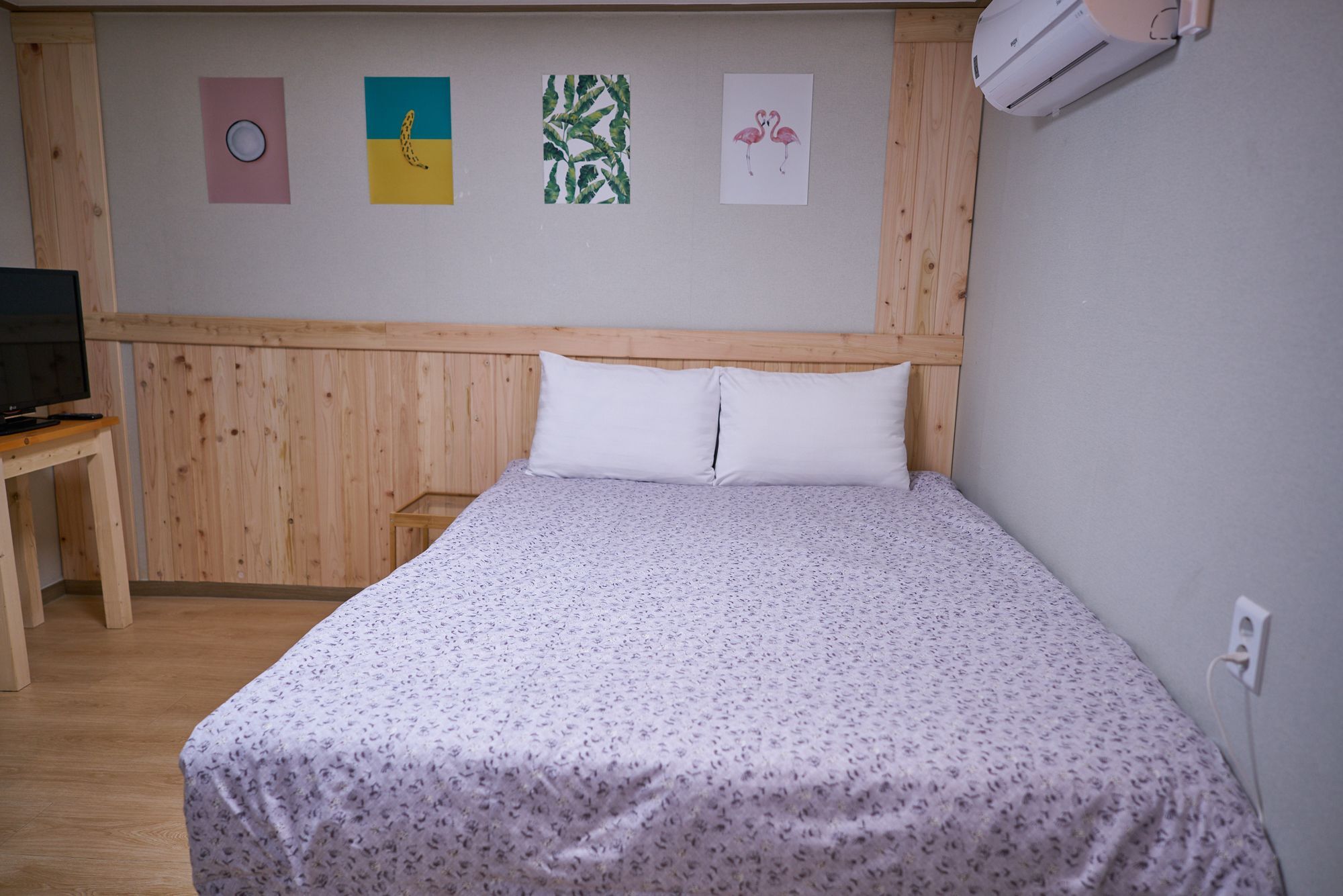 Hotel R