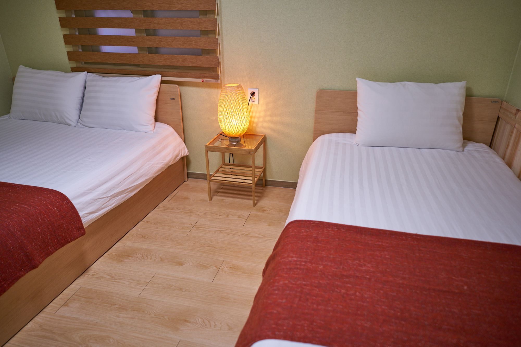 R Hotel