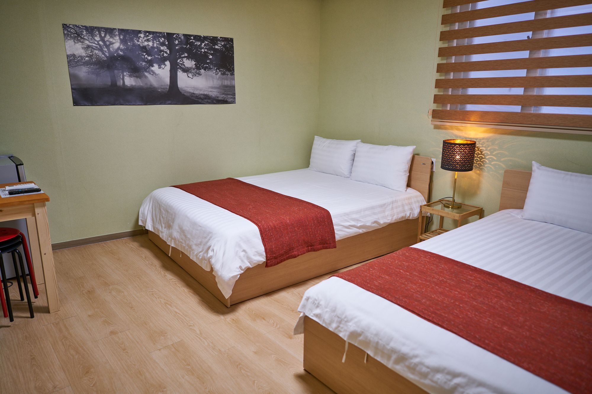 Hotel R 2*