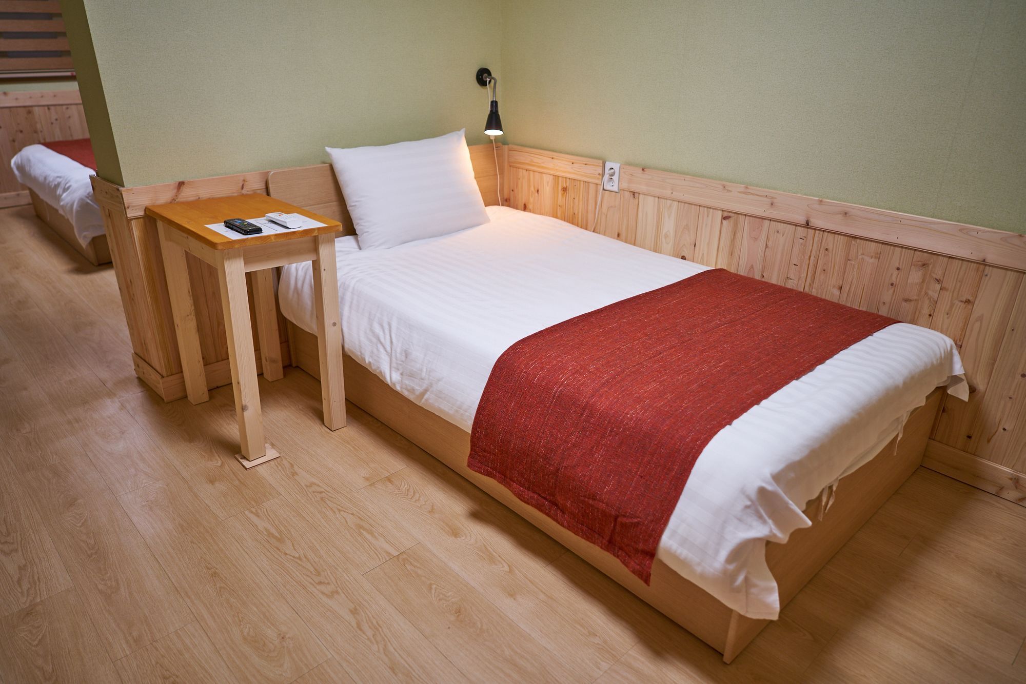 Hotel R 2*